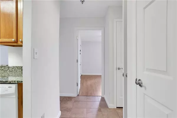 Sandy Springs, GA 30328,300 Johnson Ferry RD NE #B1002