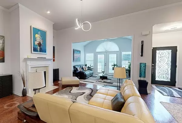 Buford, GA 30519,3311 Lindenridge Dr