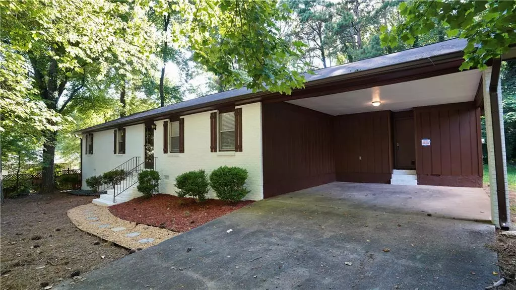Lilburn, GA 30047,5521 E Wind DR SW