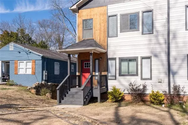 Atlanta, GA 30315,160 A VANIRA AVE SE
