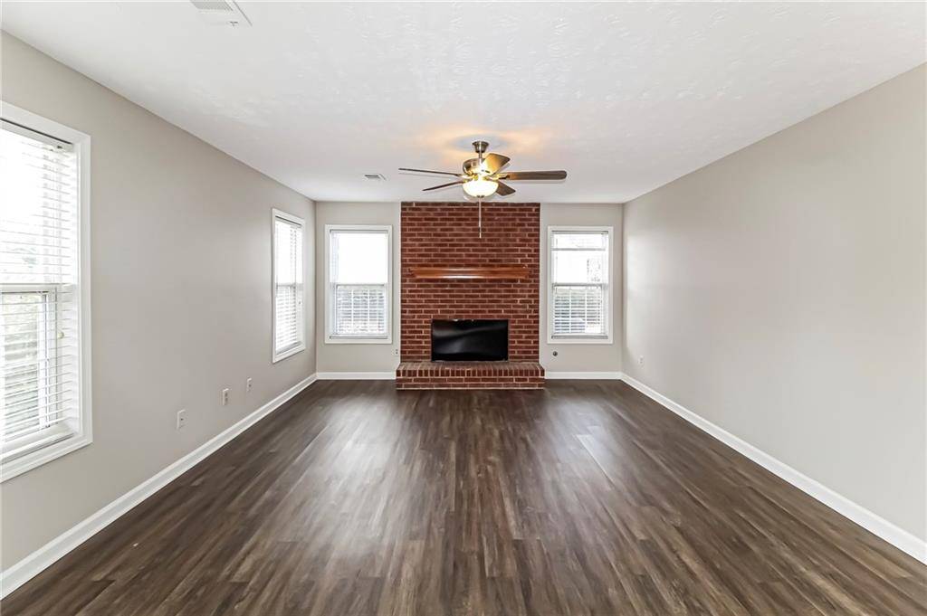Loganville, GA 30052,3387 Summit Glen DR