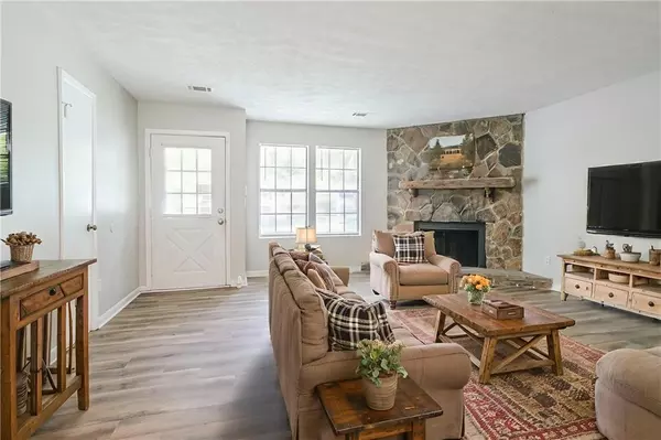 Stone Mountain, GA 30088,914 Hemingway RD