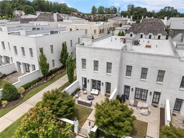 Alpharetta, GA 30009,323 S Esplanade