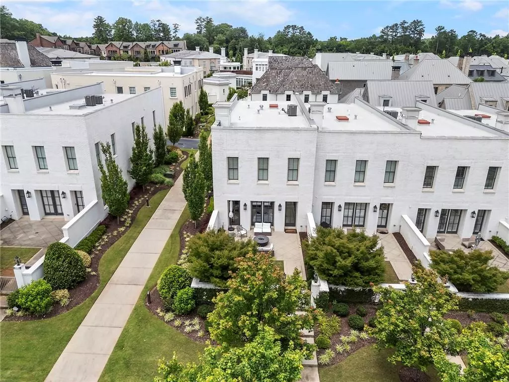 Alpharetta, GA 30009,323 S Esplanade