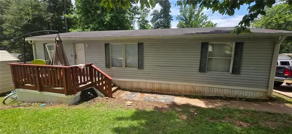 203 Fleetwood DR, Fayetteville, GA 30214