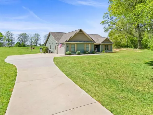 Newnan, GA 30263,75 Flagstone DR