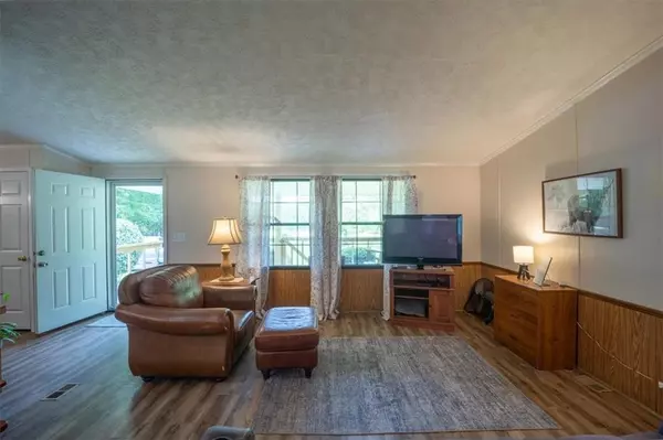 Conyers, GA 30012,1205 Humphries RD NW