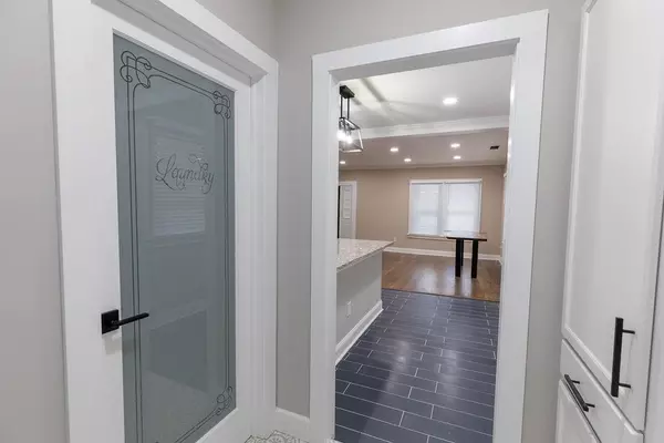 Atlanta, GA 30310,1174 Donnelly AVE SW