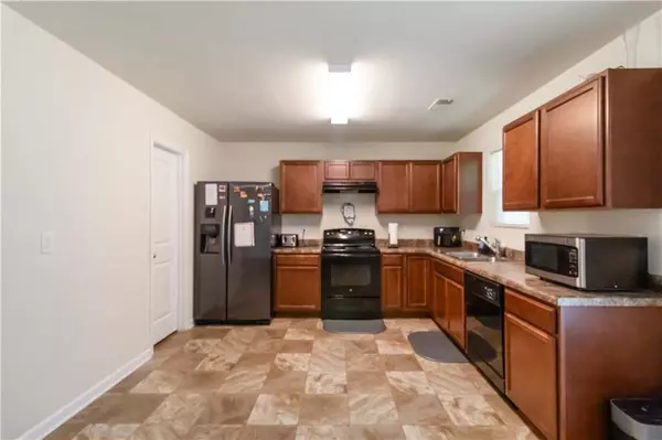 Atlanta, GA 30344,5622 Laurel Ridge DR