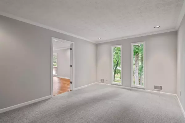 Roswell, GA 30075,4370 Mabry LN