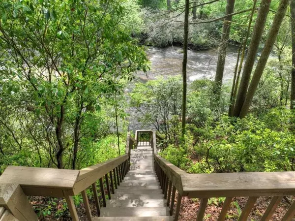 Suches, GA 30572,28452 Morganton HWY