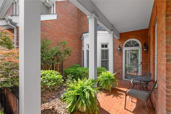 Roswell, GA 30076,8730 Parker PL