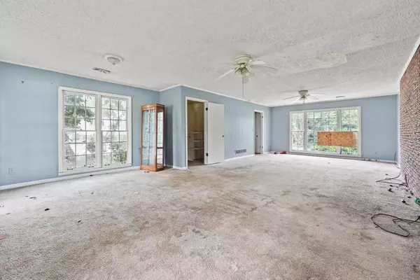 Buford, GA 30518,10 Shadburn Ferry RD