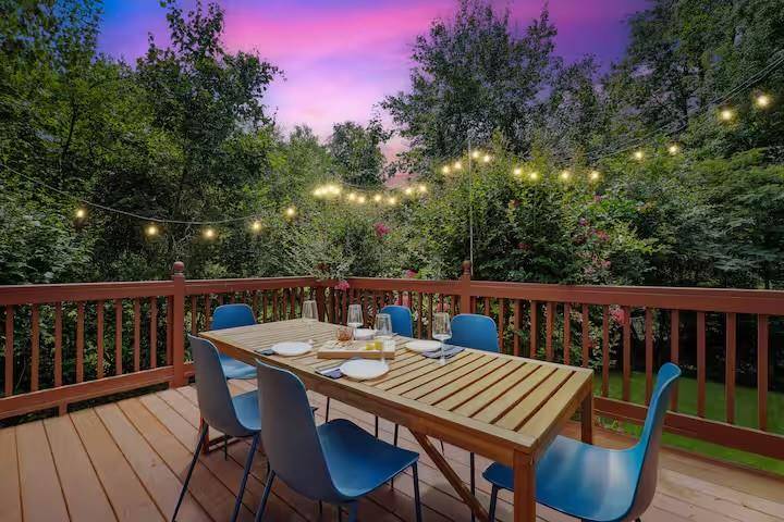 Roswell, GA 30075,230 Chaffin Ridge TRCE