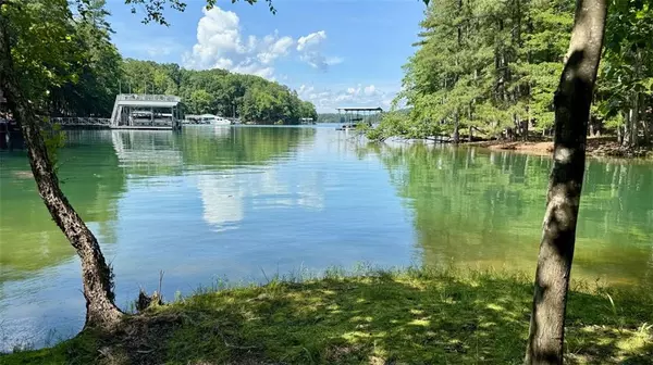 Flowery Branch, GA 30542,6560 CRESTWOOD PENINSULA