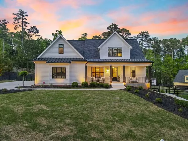 Flowery Branch, GA 30542,6560 CRESTWOOD PENINSULA