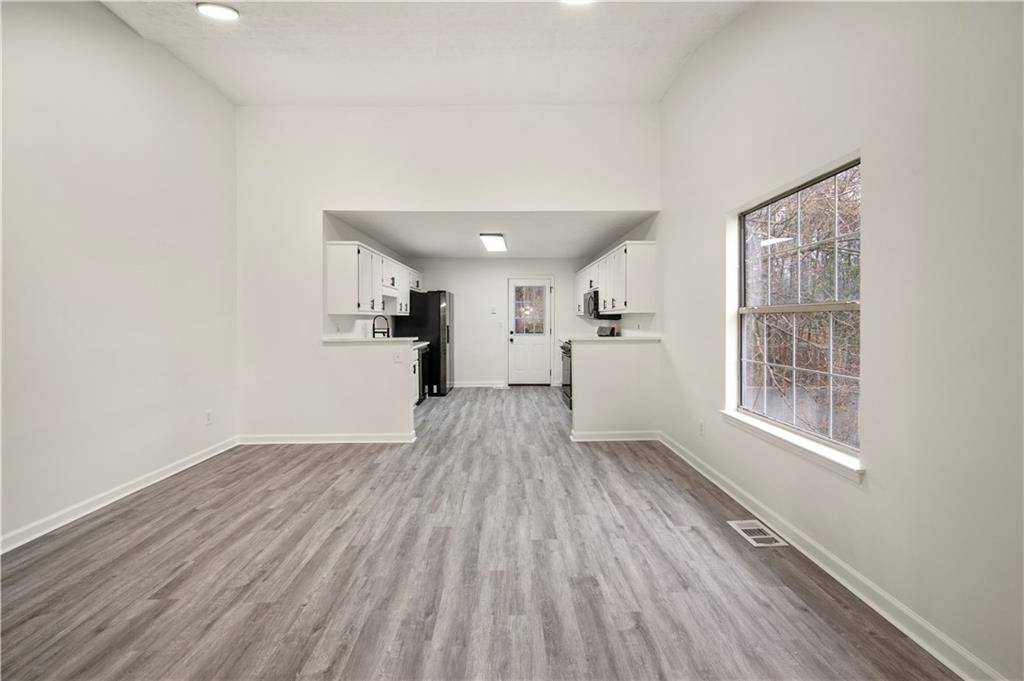 Atlanta, GA 30349,1073 Hidden Brook TRL