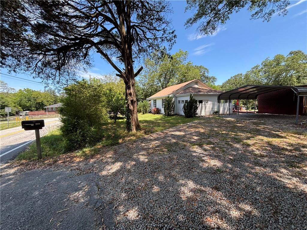 Winder, GA 30680,219 Buena Vista ST