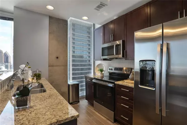 Atlanta, GA 30308,855 Peachtree ST NE #2004