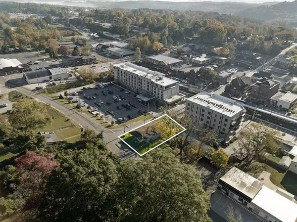 Blue Ridge, GA 30513,353 W First ST