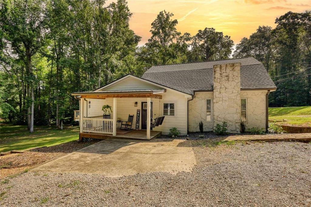 222 W River Bend Dr, Eatonton, GA 31024