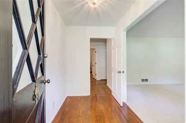 Lilburn, GA 30047,682 Ridgeview DR SW