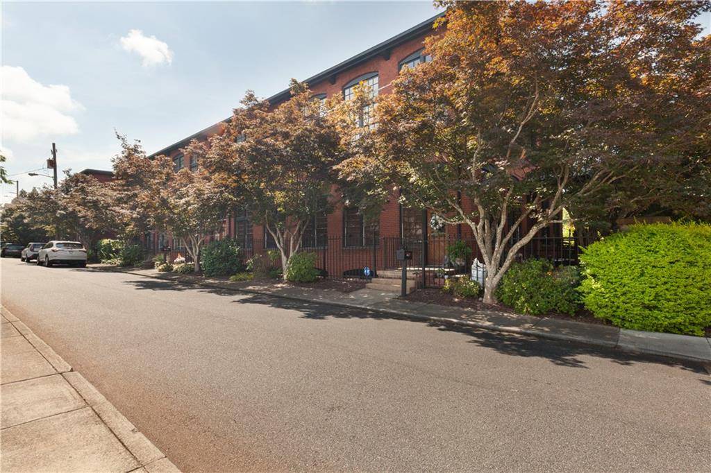 131 Radium ST NW #12, Marietta, GA 30060