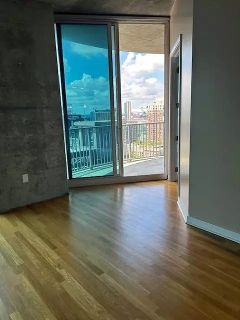 Atlanta, GA 30308,400 W Peachtree ST NW #2206