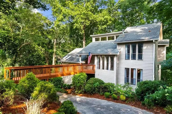 634 Green Valley DR, Smyrna, GA 30082