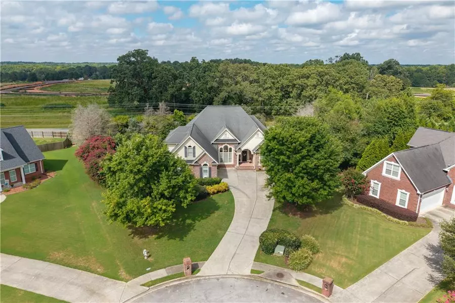 907 Hannah CT, Loganville, GA 30052