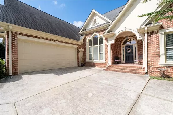 Loganville, GA 30052,907 Hannah CT