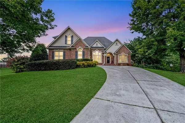 Loganville, GA 30052,907 Hannah CT