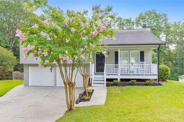 308 Kelley LN, Dallas, GA 30132