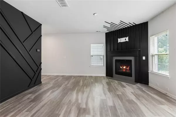 Atlanta, GA 30349,3948 Lake Manor WAY