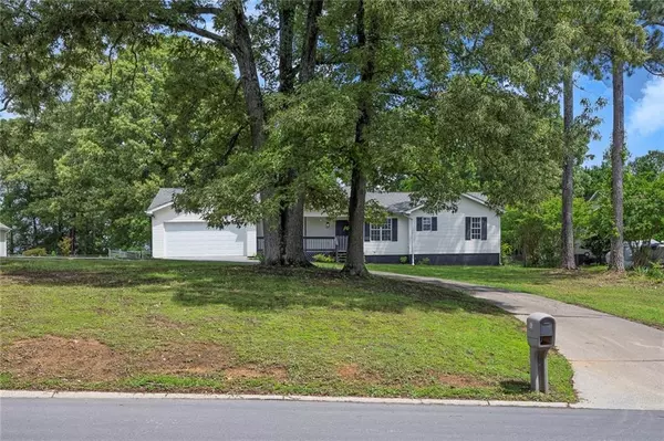 Chatsworth, GA 30705,143 Coker DR