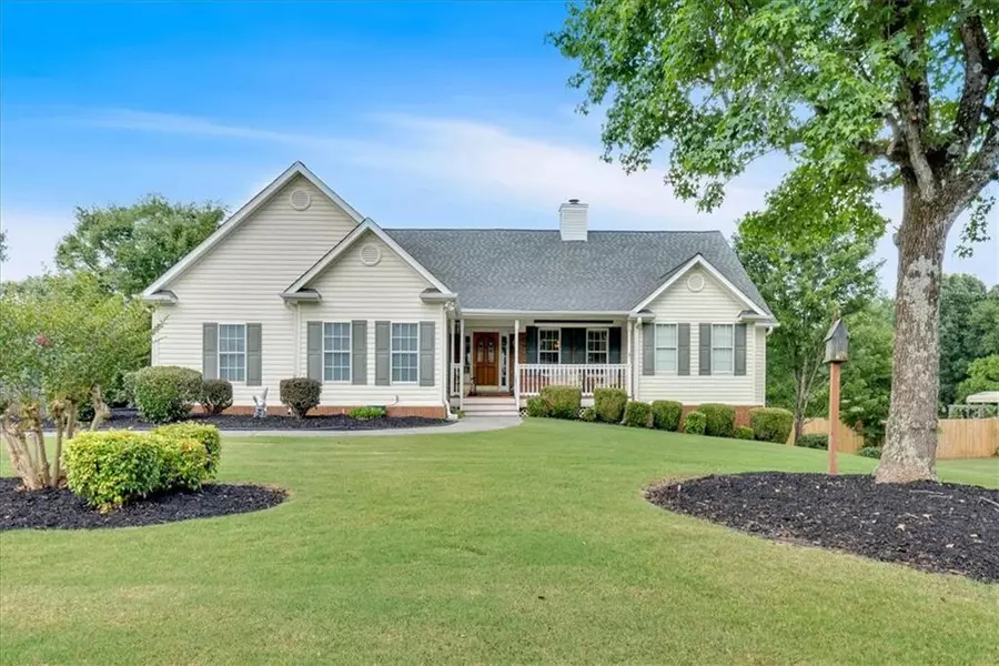 15 Sugarberry PL NE, Cartersville, GA 30121