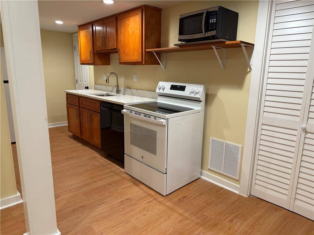 Marietta, GA 30062,2786 Brookcliff Landing