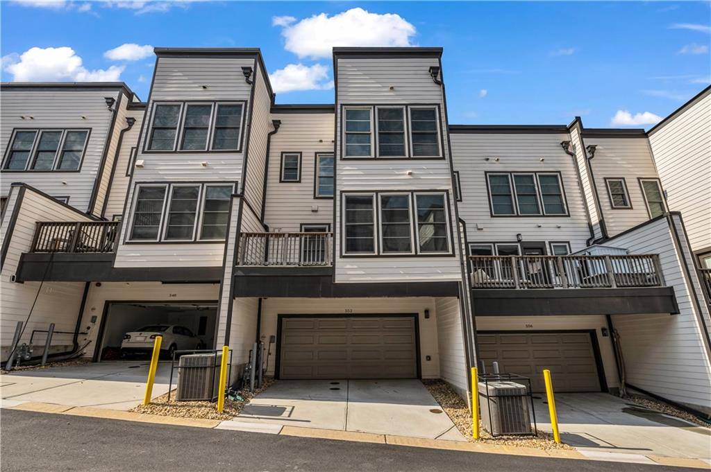Atlanta, GA 30318,552 Ember LN