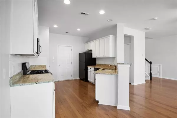 Marietta, GA 30066,16 JEKYLL DR #31
