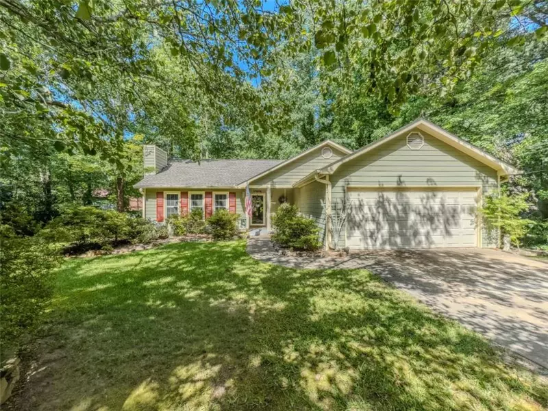 142 Crest Pointe CT, Auburn, GA 30011