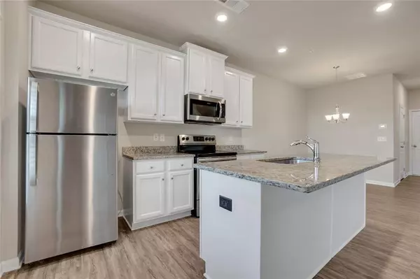Kennesaw, GA 30144,2104 Irvin CT