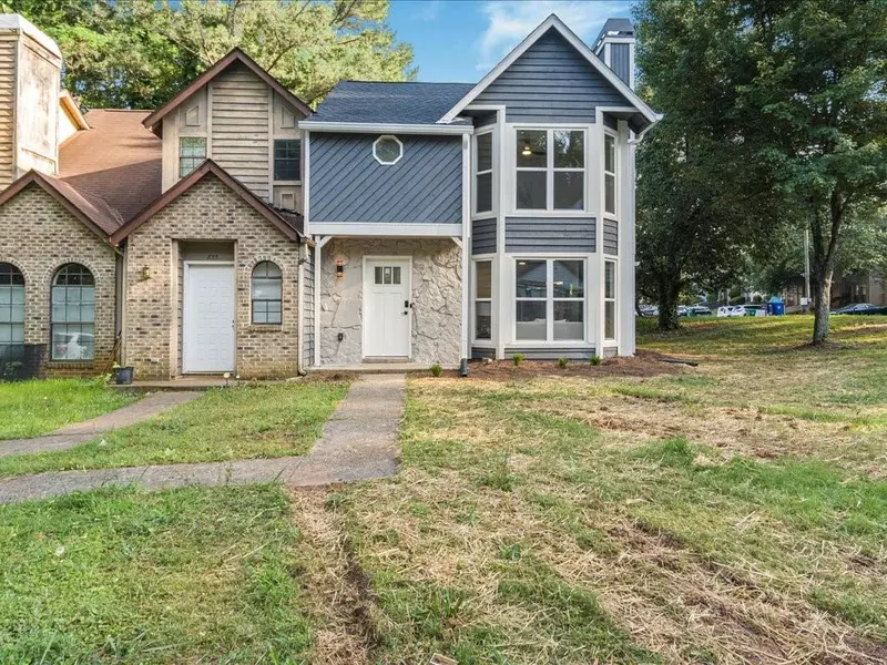 845 Heritage Oaks DR, Stone Mountain, GA 30088