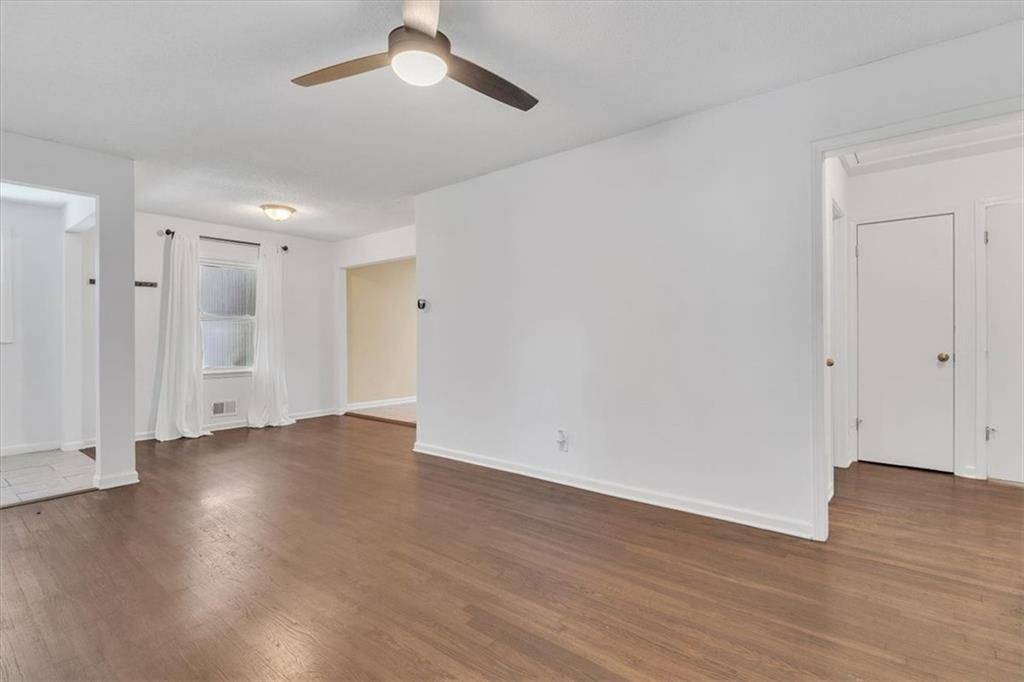 Atlanta, GA 30344,2473 Harwood DR