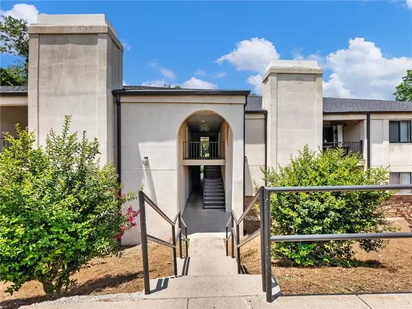 Gainesville, GA 30501,605 CANDLER ST #C2