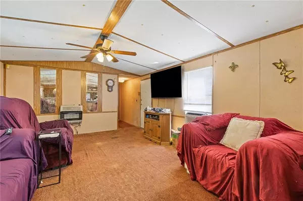 Bethlehem, GA 30620,1283 Tom Miller RD