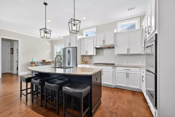 Braselton, GA 30517,2455 Red Wine Oak DR