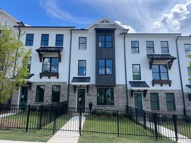 627 Silva ST #127, Cumming, GA 30040