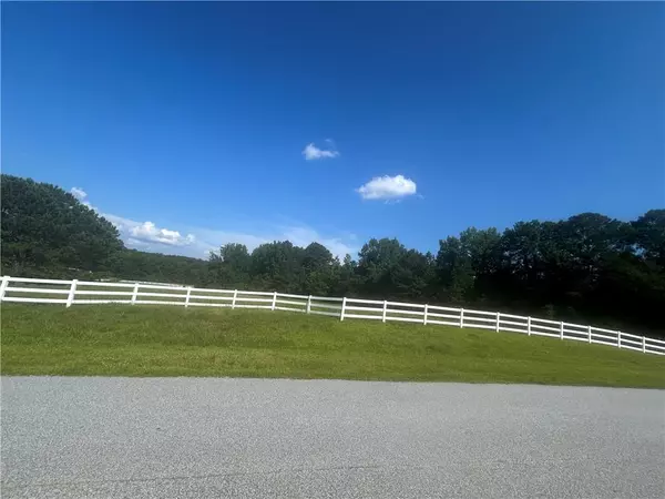 Oxford, GA 30054,10 Longview DR