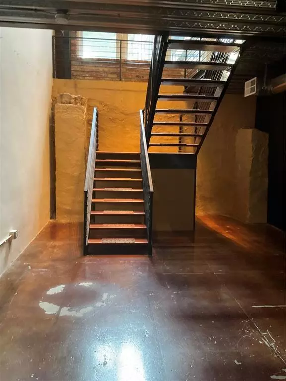 Atlanta, GA 30306,675 Greenwood AVE NE #109