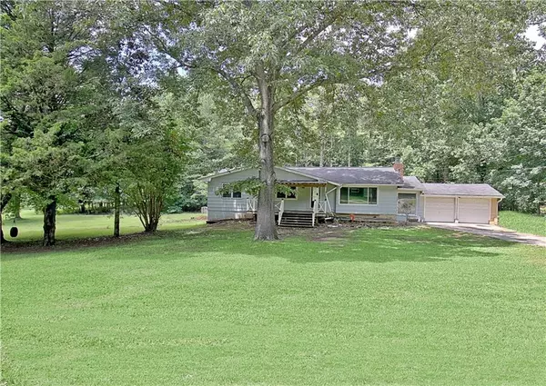Fayetteville, GA 30215,182 Morris DR